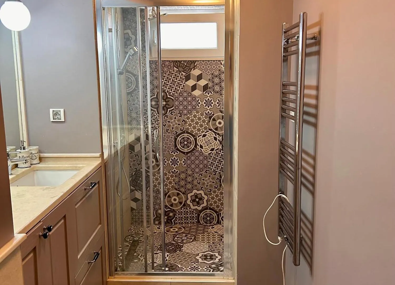 Sea Breeze L 2Bd Sea Garden Apartment Varna