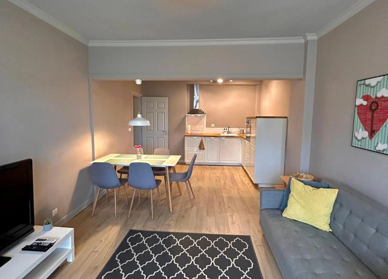 Sea Breeze L 2Bd Sea Garden Apartment Varna